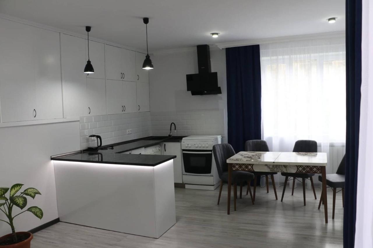 Vernatun Guest House Gyumri Eksteriør bilde
